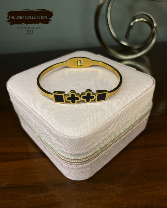 Black Clover Gold Handcuff