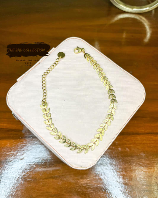 Golden Leaf Chain Bracelet