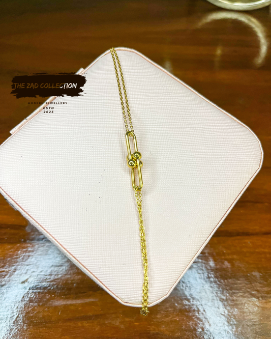 Golden Minimal Link Bracelet