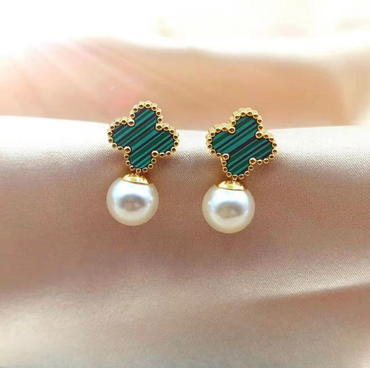 Green Clover Pearl Studs